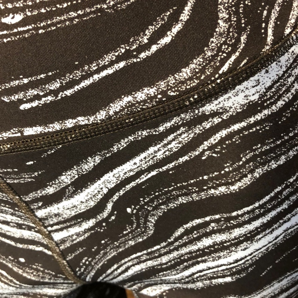 ~•SOLD•~ADIDAS WANDERLUST TIGHTS BLACK & GLOW BLUE - Picture 8 of 8